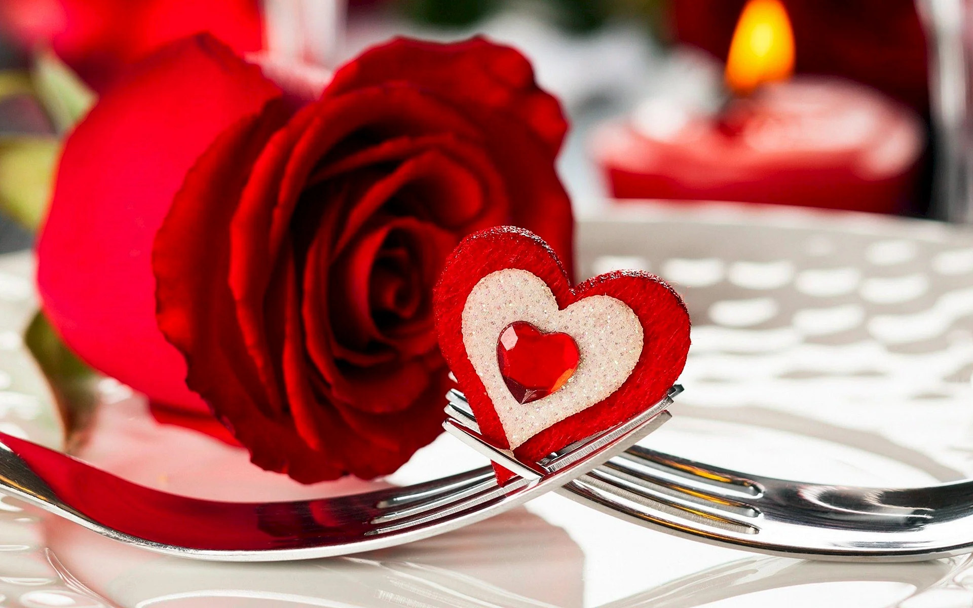 Romantic Red Rose Wallpaper