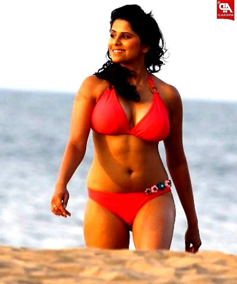 Sai Tamhankar Bikini Wallpaper