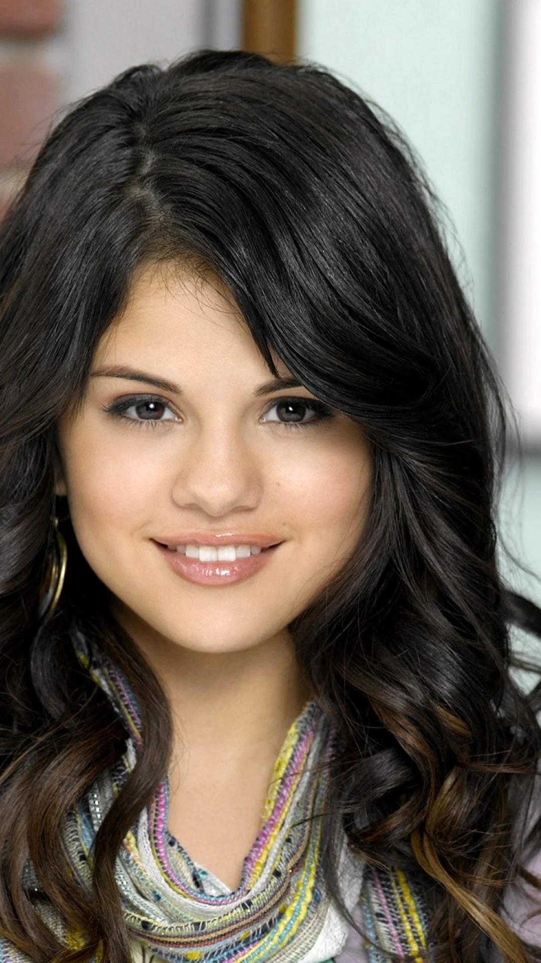 Selena Gomez Smile Wallpaper For iPhone