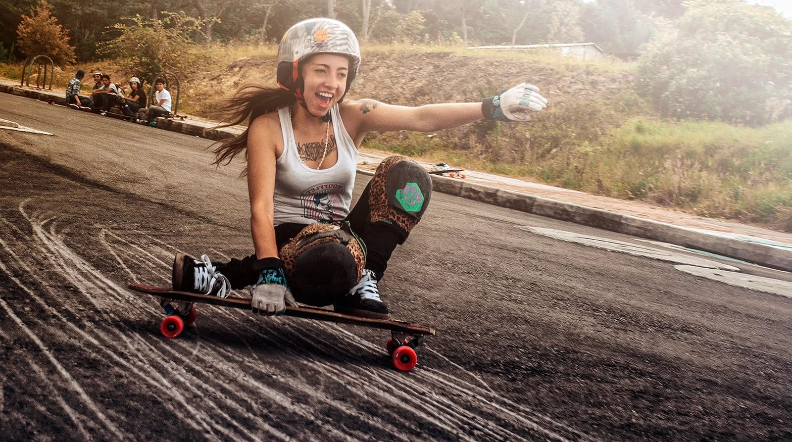 Skate Girl Wallpaper