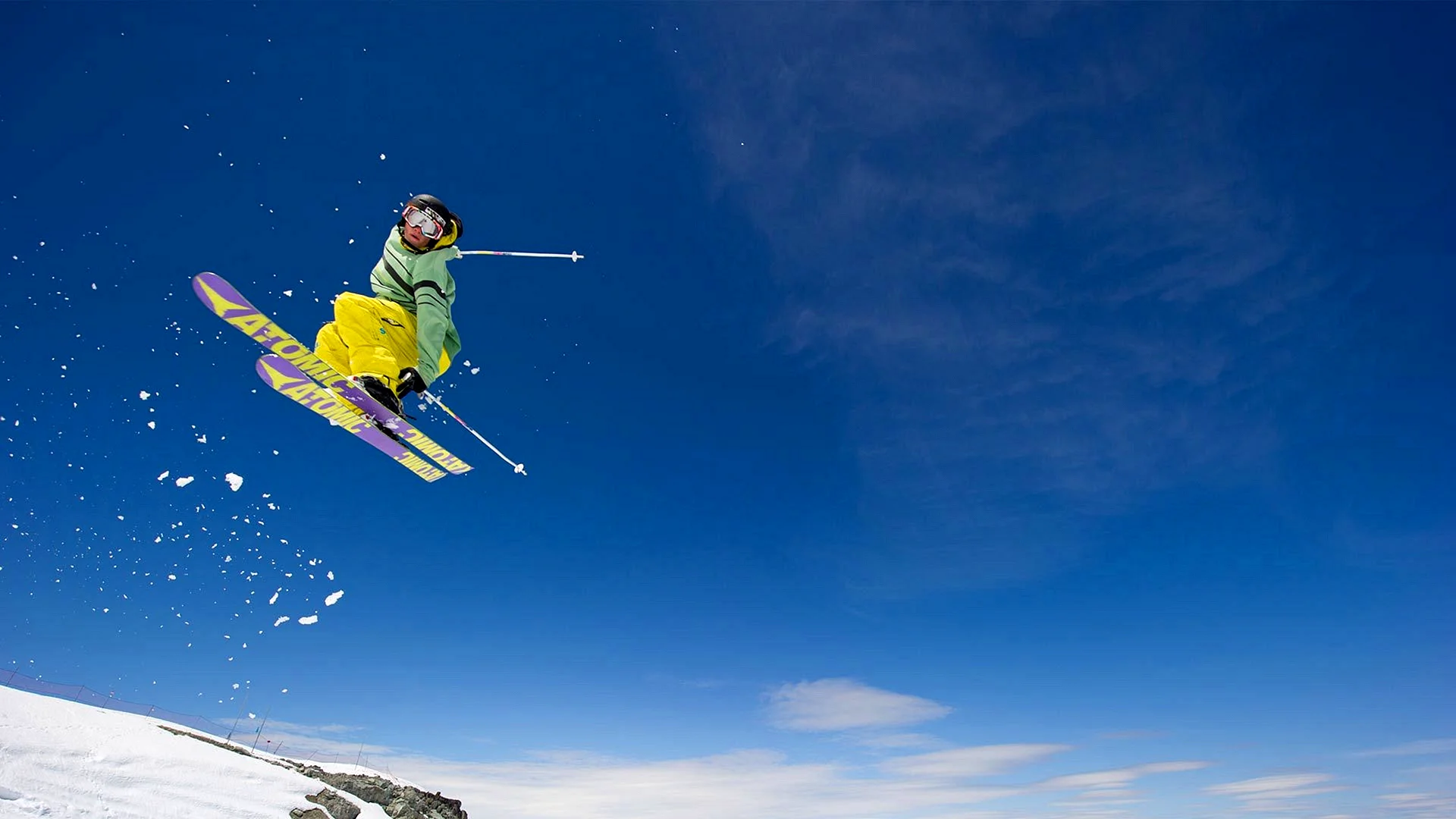 Skiing Wallpaper