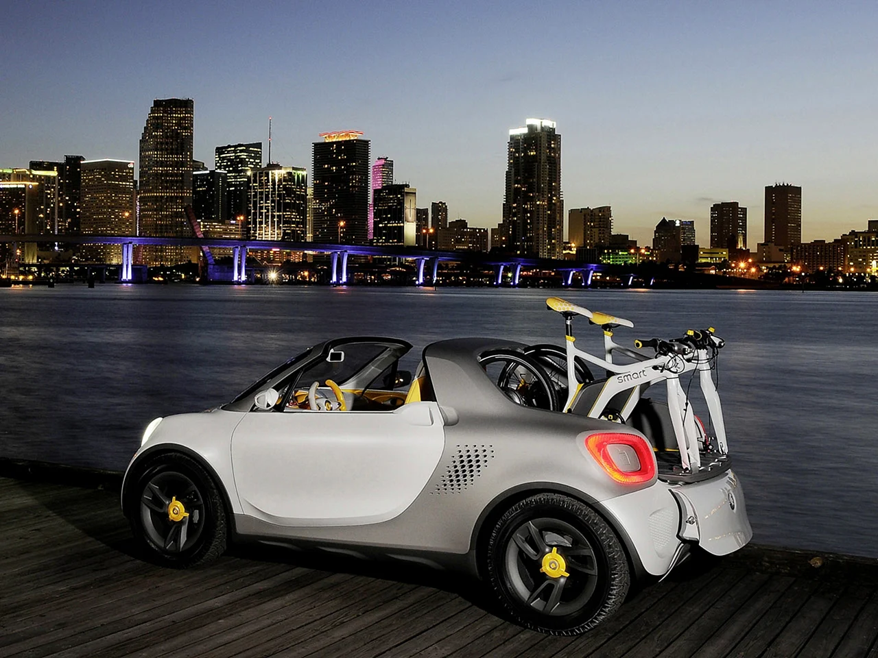 Smart Car E- Mobility Background Wallpaper