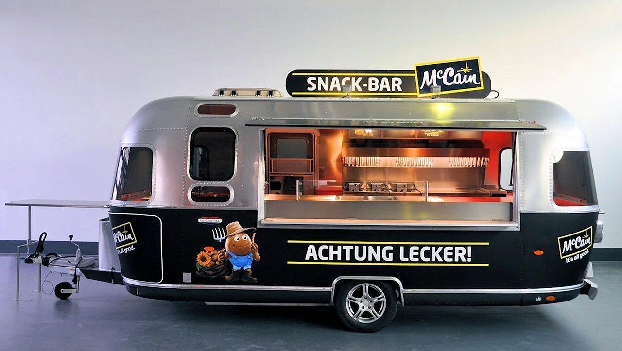 Snack Food Truck Wallpaper