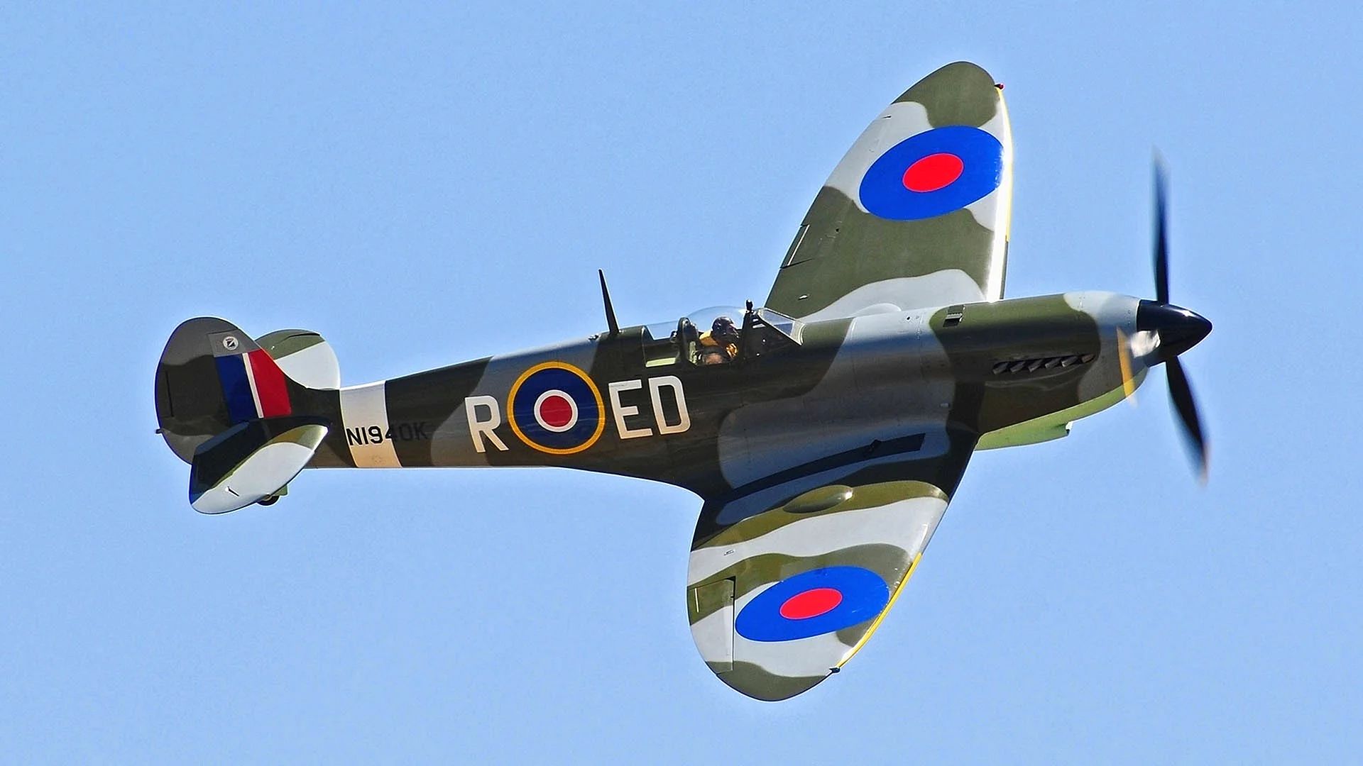 Spitfire Fighter Wallpaper