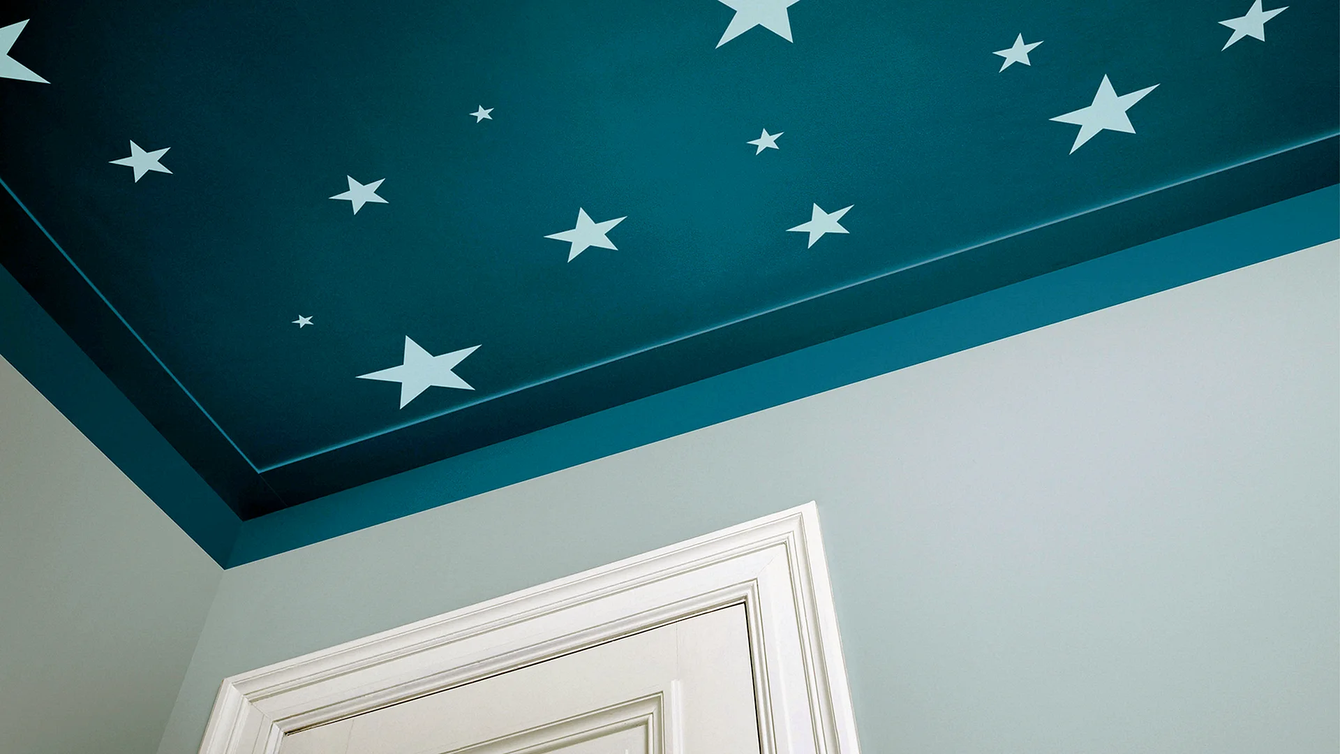 Star Ceiling Wallpaper