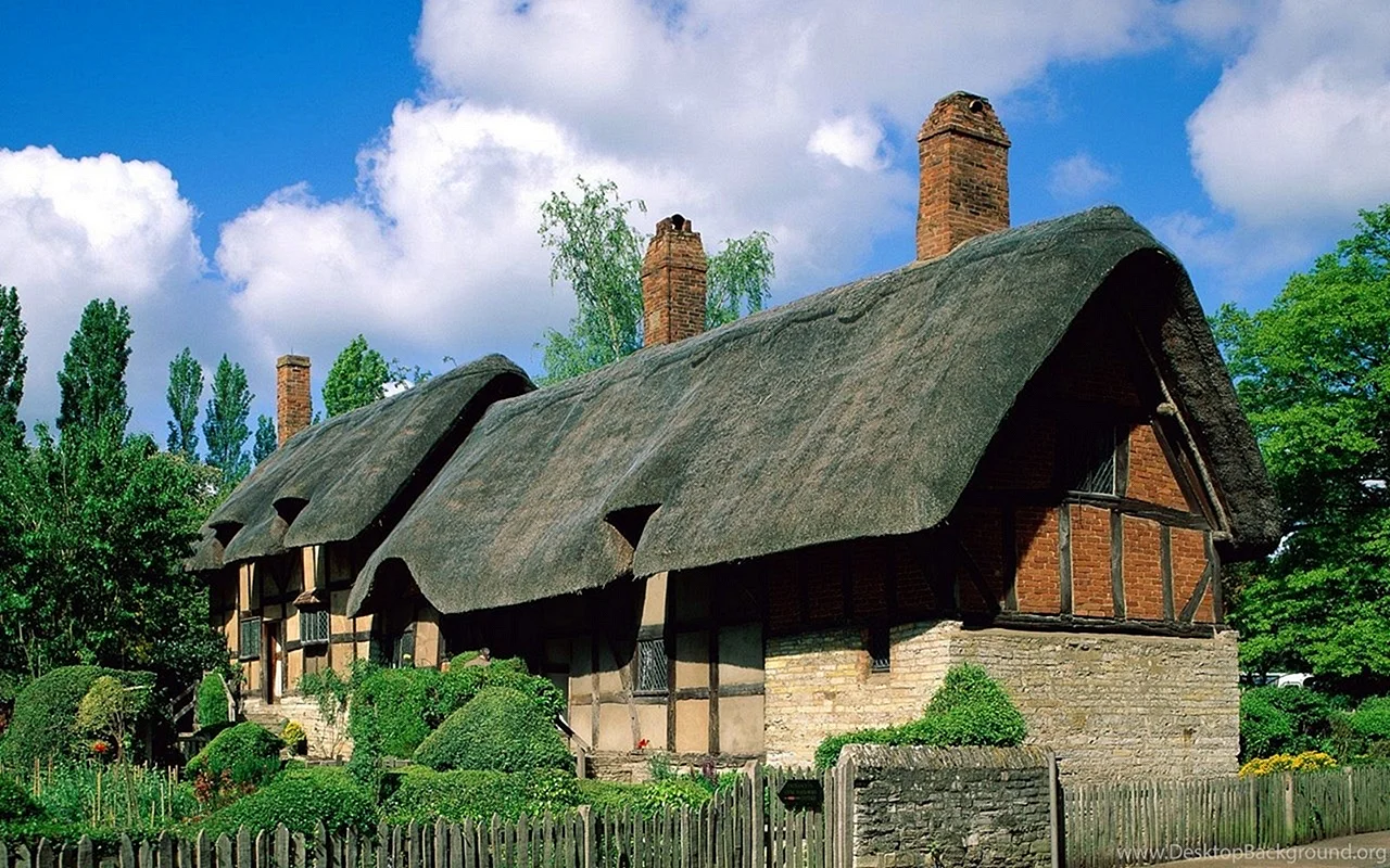 Stone Cottage Wallpaper