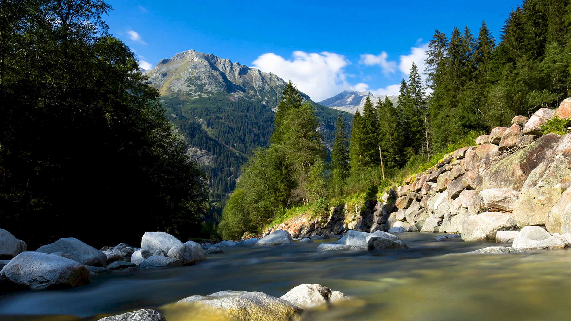 Stones On The River Wallpaper