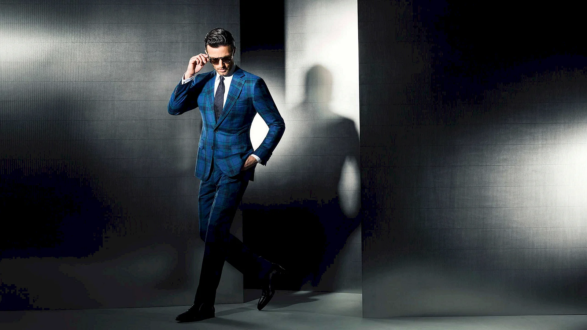 Tailor made Suit Wallpaper