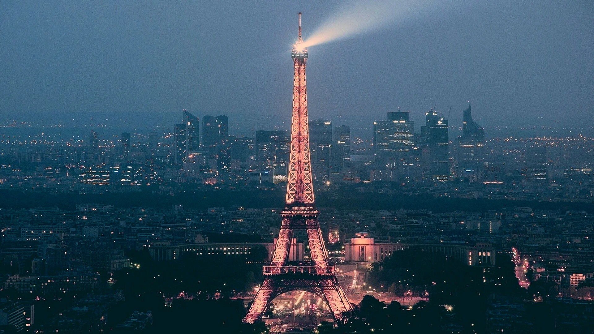 Tour Eiffel Paris Wallpaper
