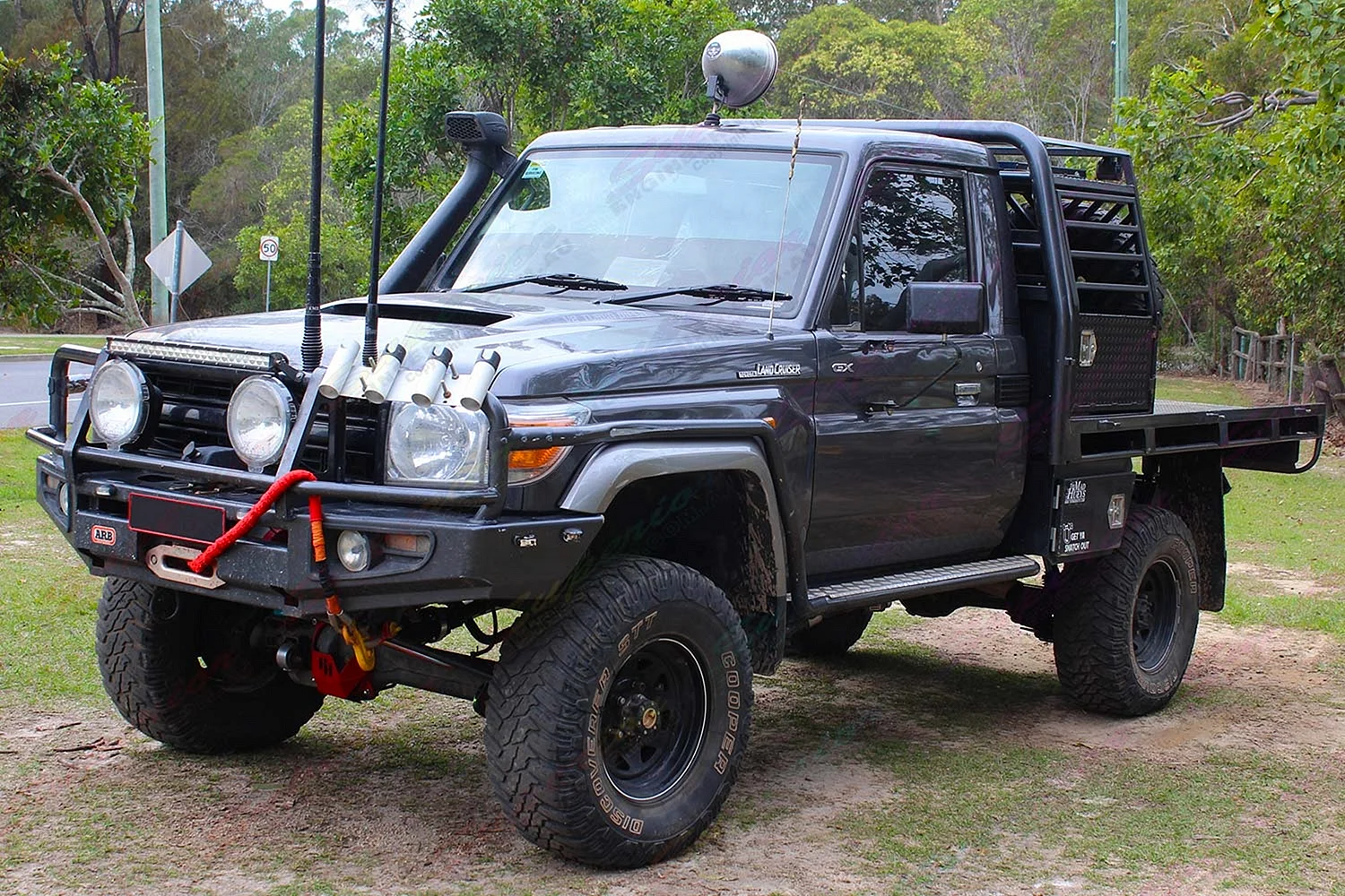 Toyota Land Cruiser Lc79 Wallpaper