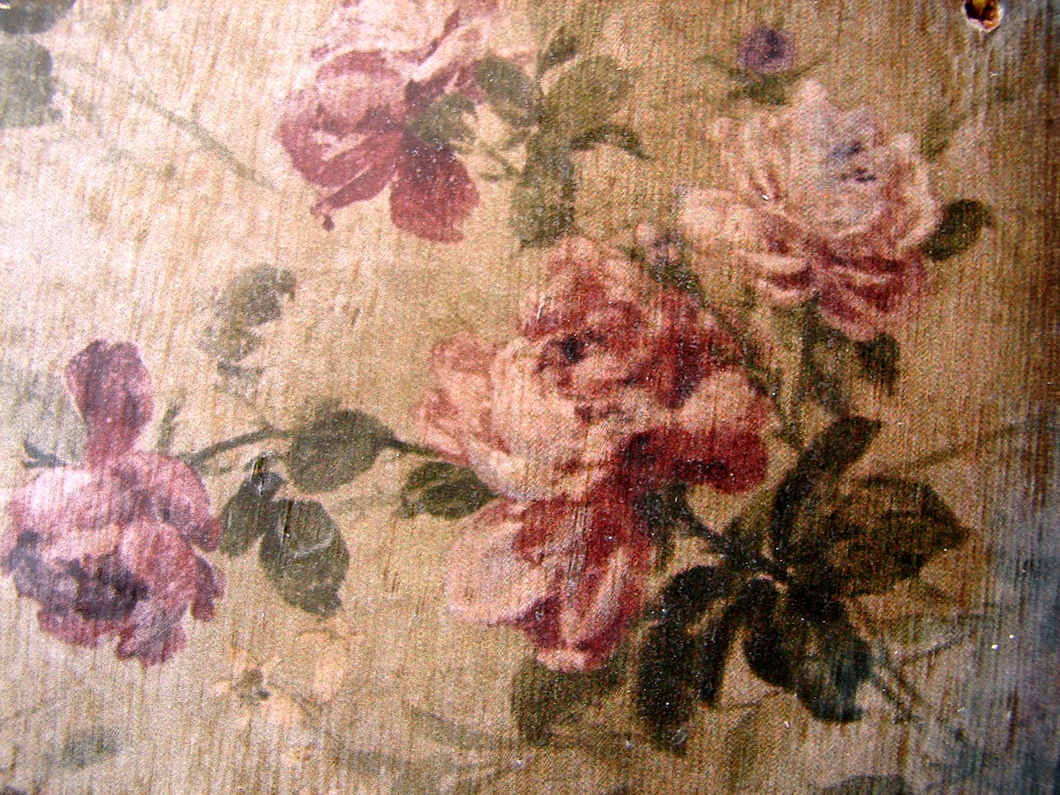 Victorian Old Wallpaper