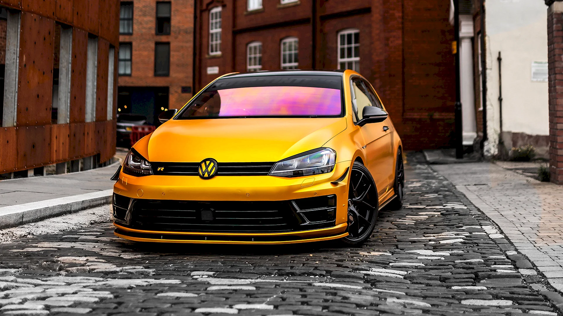 Volkswagen Golf Yellow Wallpaper