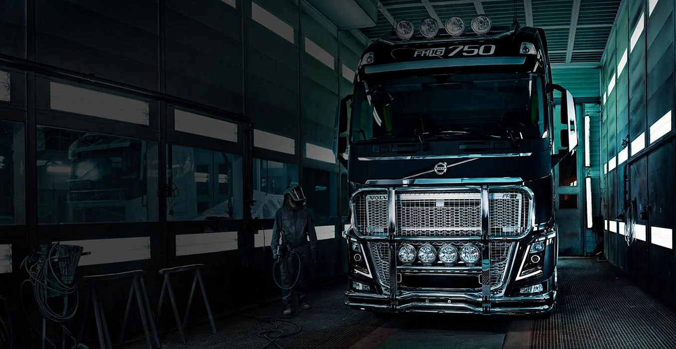 Volvo Truck service Wallpaper