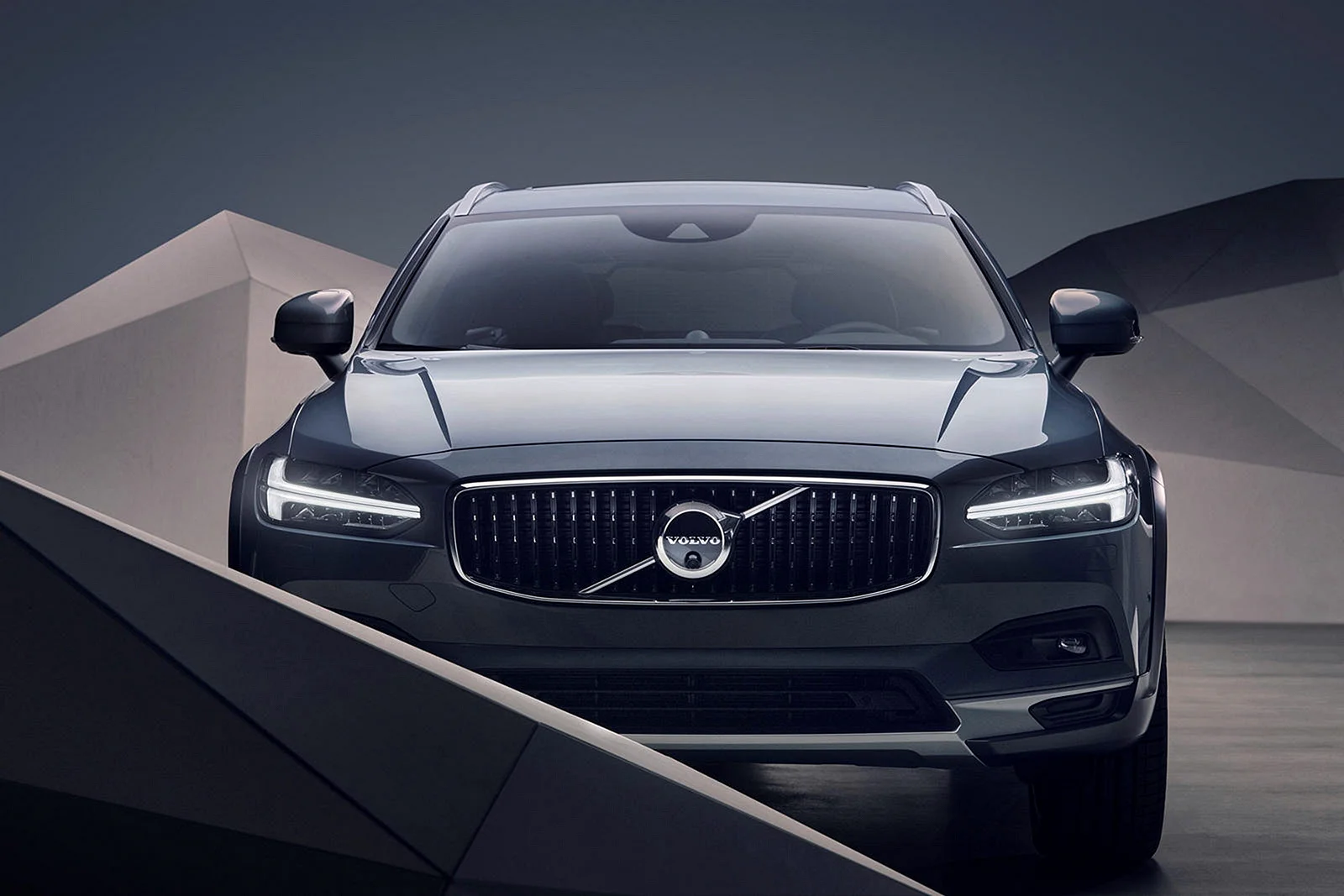 Volvo V90 2021 Wallpaper