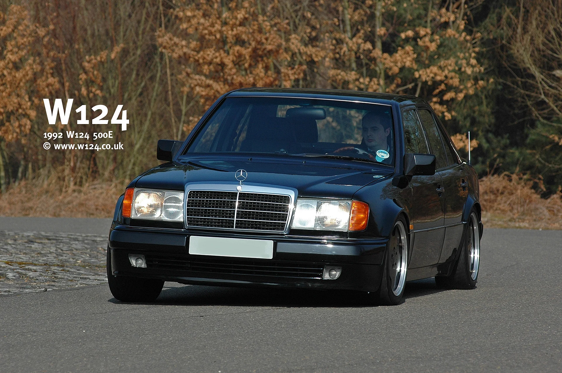 W124 HD Wallpaper