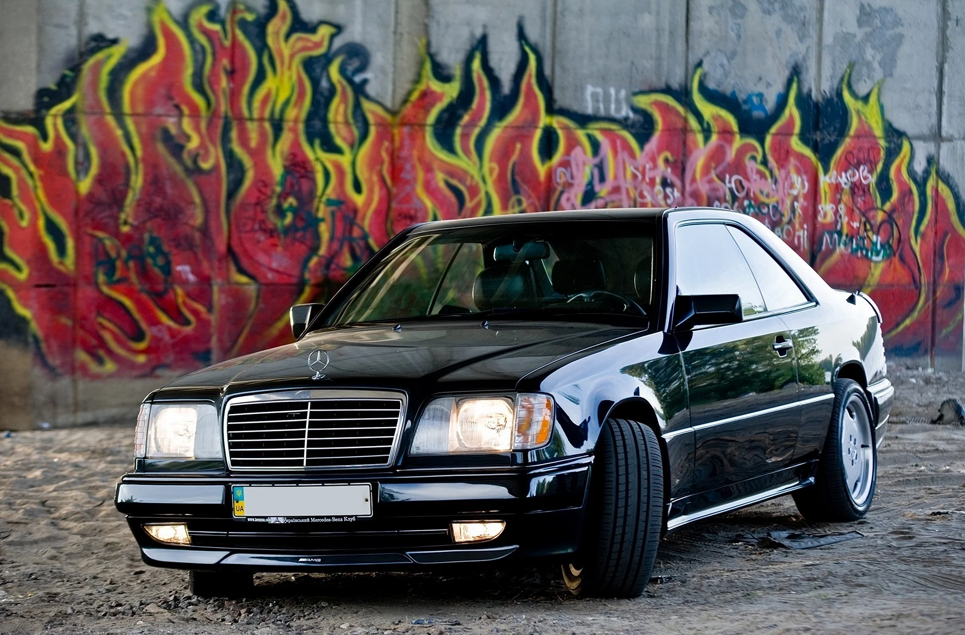 W124 Wallpaper