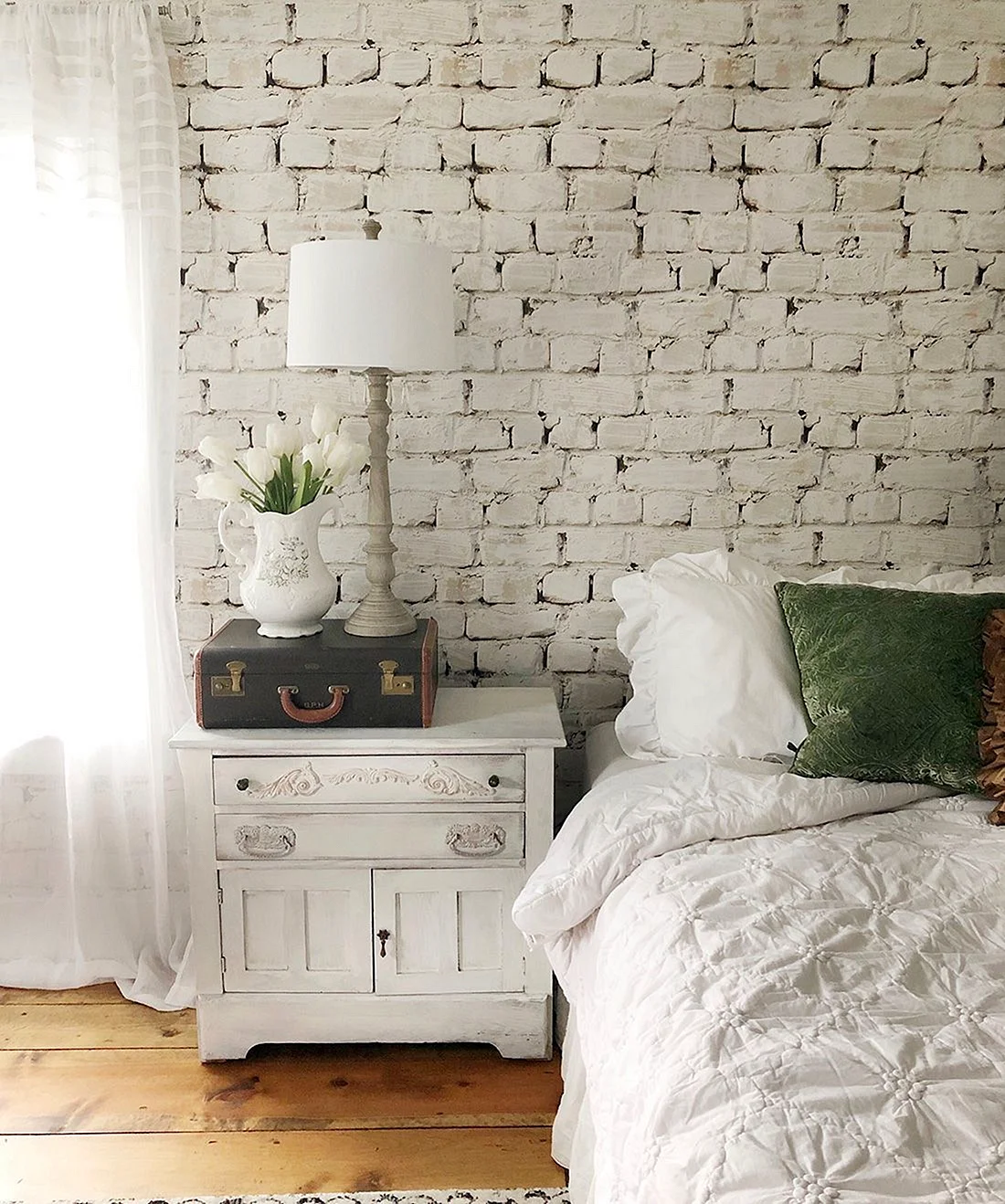 White Brick Decor Wallpaper