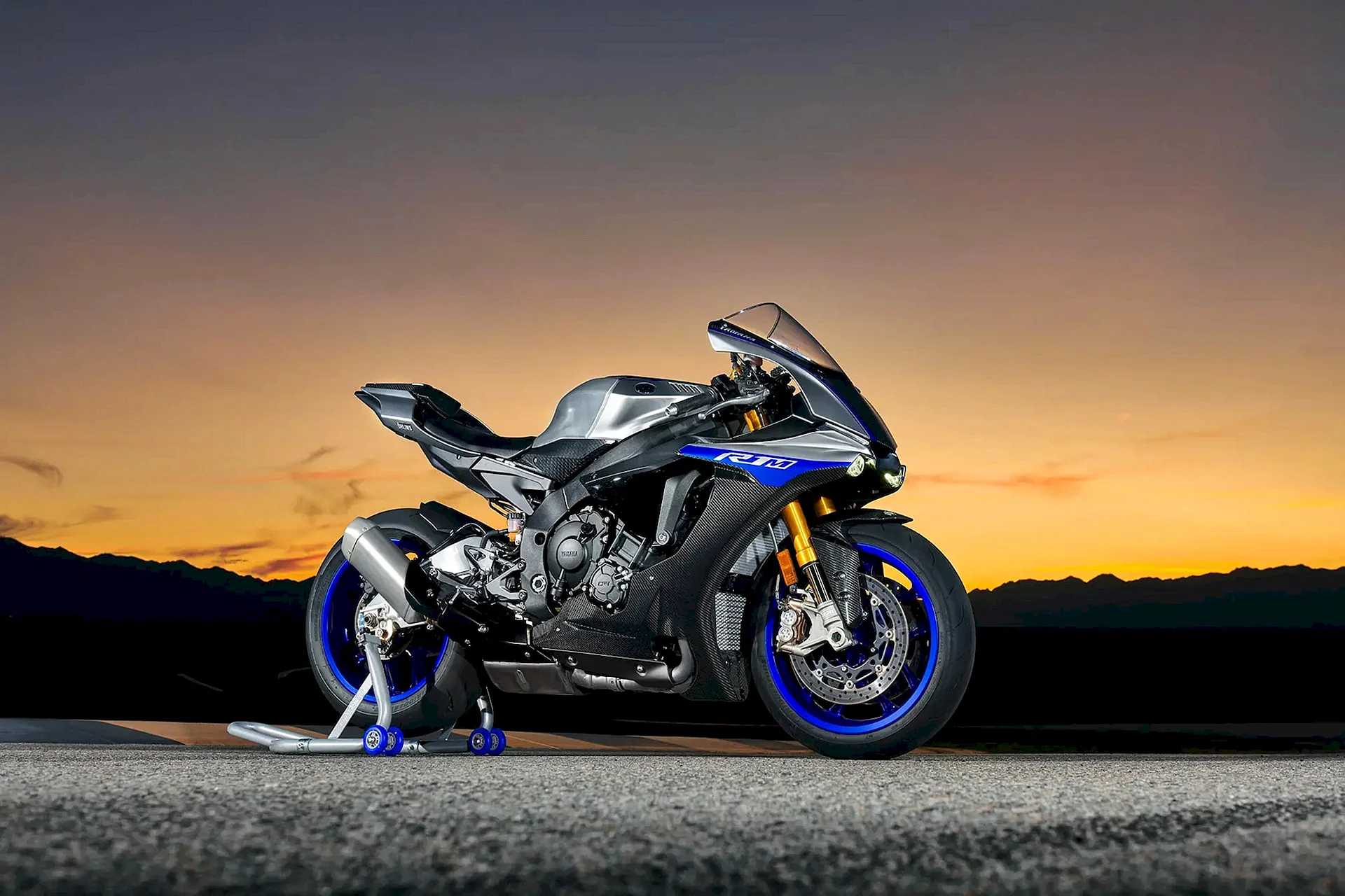 Yamaha Yzf R1 2018 Wallpaper