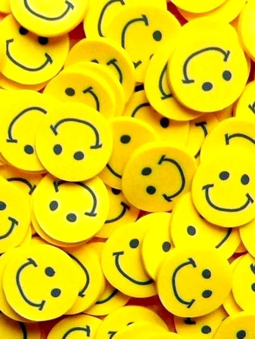Yellow Smile Wallpaper